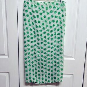 Clair’s 4 Leave Clover Tub Scarf 35 x 34